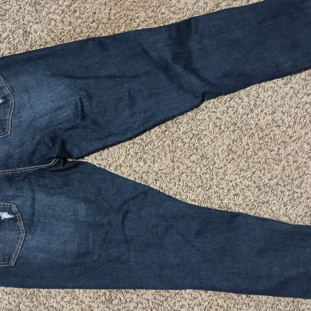 Juniors No Boundaries High Wasted Destruction Skinny Jeans NWOT